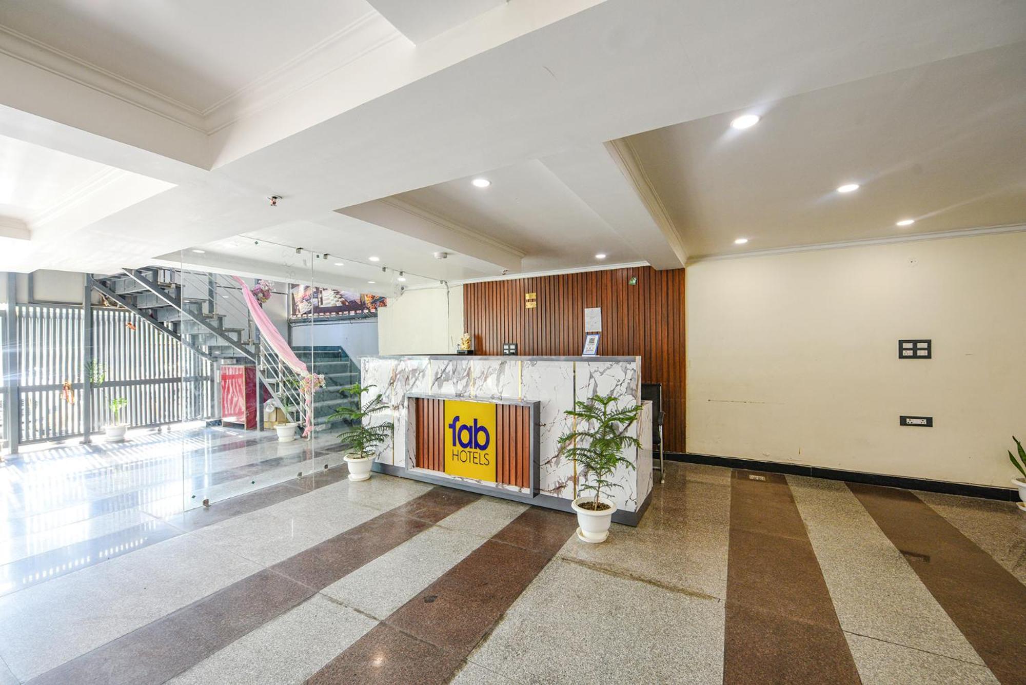 Fabhotel Prime Apple Tree Residency New Delhi Ngoại thất bức ảnh